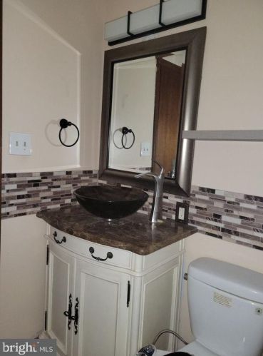 81 Buttonwood Ave, Pine Hill NJ 08021-6415 exterior