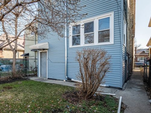 2240 Kilpatrick Ave, Chicago IL 60652-2025 exterior