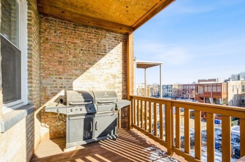 4941 Vincennes Ave, Chicago IL  60615-2417 exterior