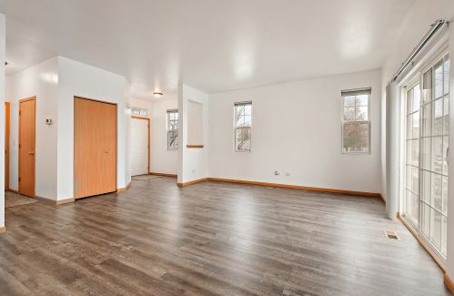 2419 Rocky Hl Cir, Joliet IL 60432-0815 exterior