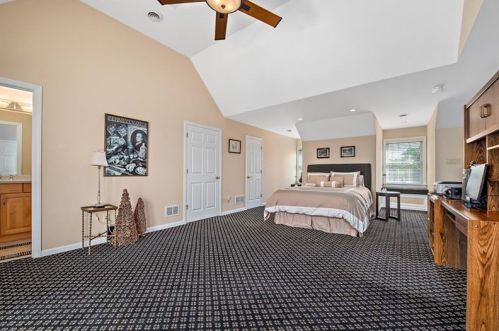 626 Grandview Ave, Pittsburgh PA 15211-1442 exterior