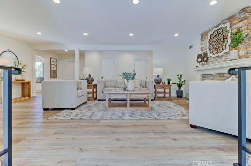 518 El Camino Dr, Fullerton CA  92835-4023 exterior