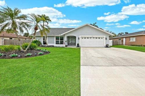 124 Willowick Dr, Naples FL 34110-1361 exterior