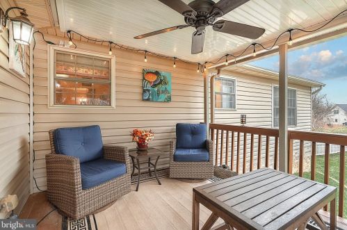 13 Mimosa Dr, Hanover PA  17331-9108 exterior