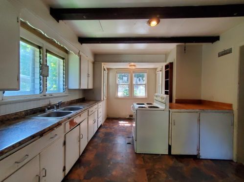 4139 Montreal St, Milwaukee WI 53216-1756 exterior