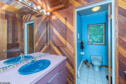 10 Lawrence Rd, Dover NJ 07869-3106 exterior