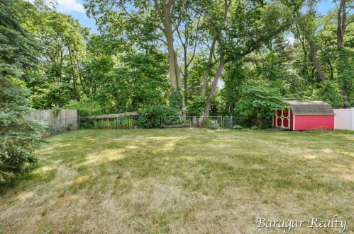 2900 Belknap Ave, Grand Rapids MI 49505-3304 exterior