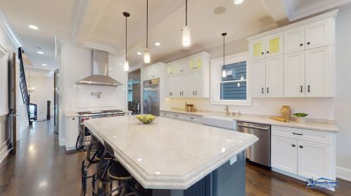 3438 Claremont Ave, Chicago IL 60608-6014 exterior