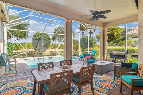 11720 Apple Blossom Trl, Fort Pierce FL  34987-2475 exterior