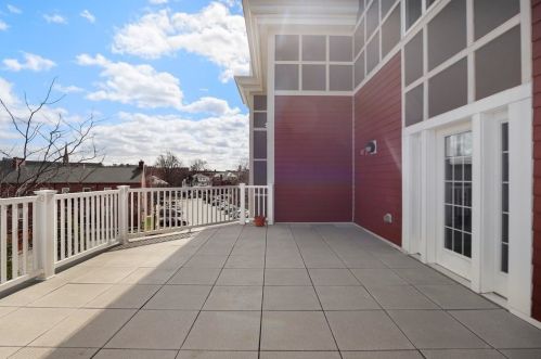 35 Commonwealth Ave, Boston MA 02467 exterior