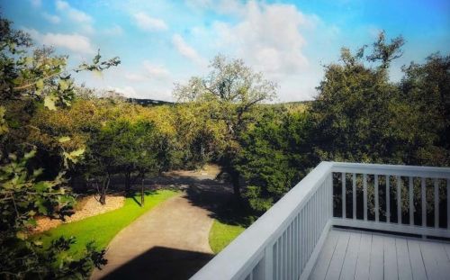 109 Concord Cir, Austin TX 78737-9073 exterior