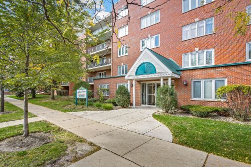 4848 Central Ave, Chicago IL  60630-3232 exterior