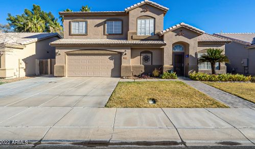1700 Park Ave, Chandler AZ  85225-1687 exterior
