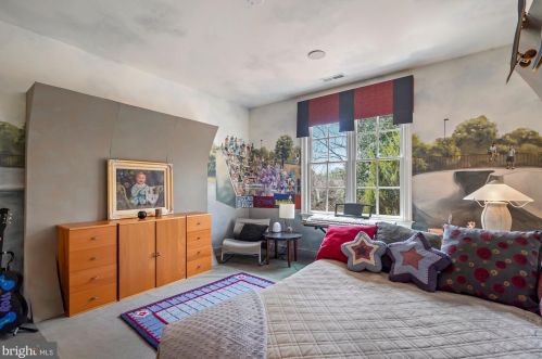 11300 Glen Rd, Rockville MD 20854-1849 exterior