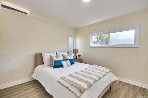 511 Rosslynn Ave, Fullerton CA  92832-2725 exterior