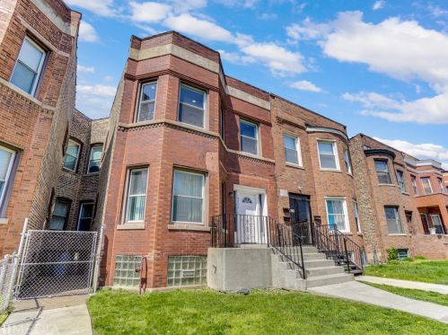 6234 Indiana Ave, Chicago, IL 60637-2210