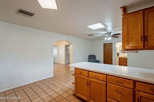 817 District St, Tucson AZ 85714-1105 exterior