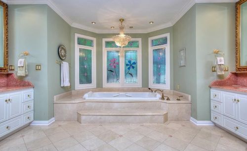 3022 Castle Pne Dr, Duluth GA 30097-2041 exterior