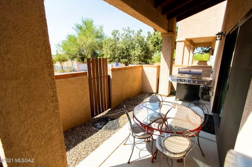 2312 Paseo Cielo, Tucson AZ 85742-9603 exterior