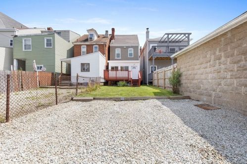 5603 Mccandless Ave, Pittsburgh PA 15201-2229 exterior