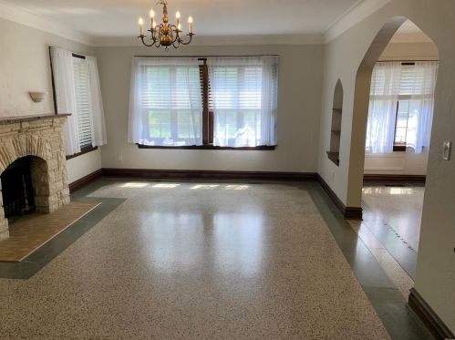 7500 Cromwell Dr, Saint Louis MO  63105-2921 exterior