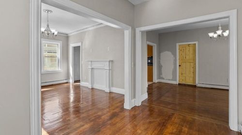 107 Bernon St, Providence RI  02908-3721 exterior