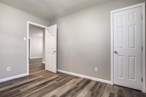 3705 Black Oak Dr, Dallas TX 75241-3308 exterior