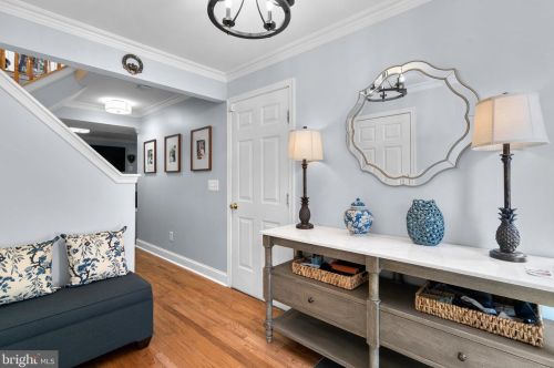 124 Ingle Pl, Alexandria VA  22304-7603 exterior