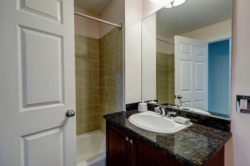 1 Wayland Ave, Providence RI  02906-4566 exterior