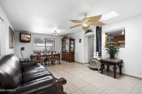 6628 19 St, Phoenix AZ 85022-5011 exterior