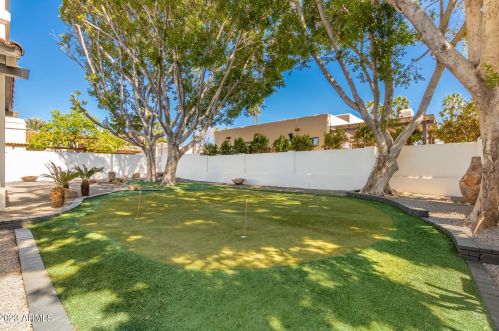 6111 31st Pl, Phoenix AZ  85016-2303 exterior