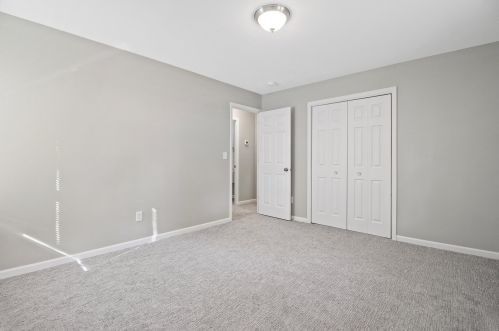 3725 63, Milwaukee WI 53220-1957 exterior