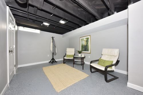 5504 33rd St, Milwaukee WI  53221-4026 exterior