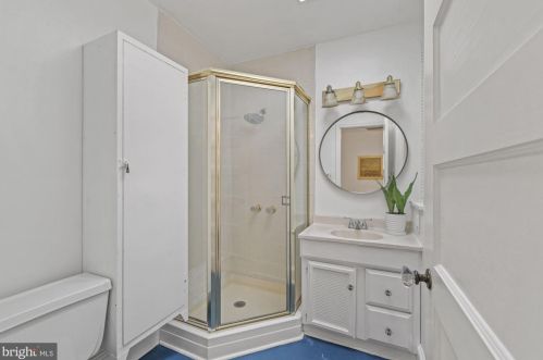 856 Venable Pl, Washington DC 20012-2611 exterior