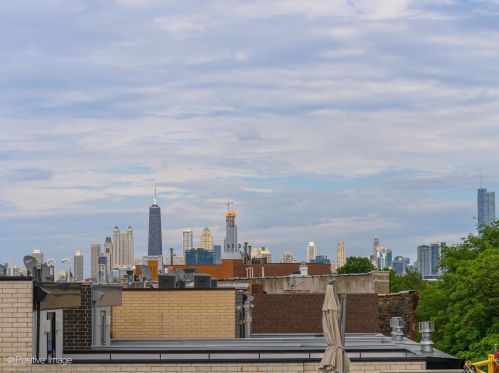 1856 Erie St, Chicago IL 60624-1074 exterior