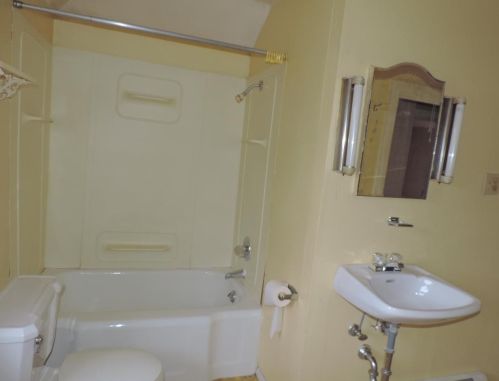 216 Main St, Suring WI 54174-9569 exterior