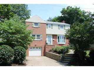 275 Outlook Dr, Pittsburgh, PA 15228-2162