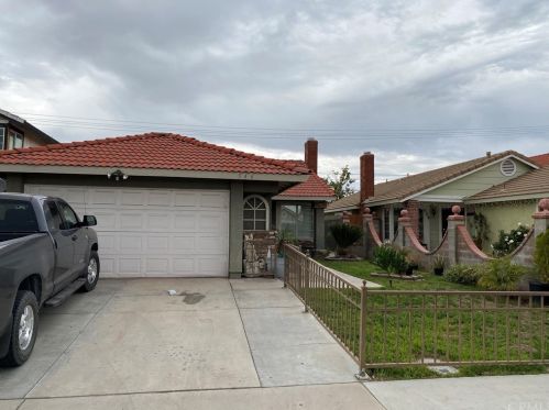 546 Orange Creek Dr, Perris, CA 92571-3901