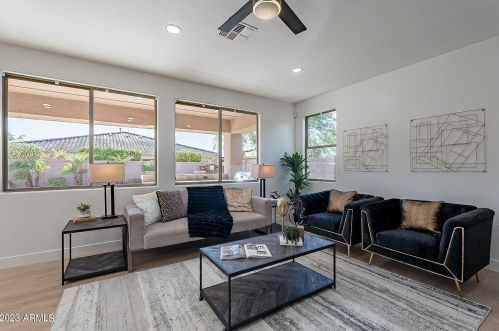 27002 23 Dr, Phoenix AZ 85085-4708 exterior