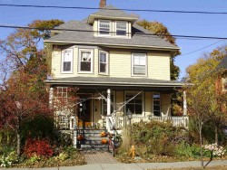 95 Erie Ave, Newton, MA 02461-1515