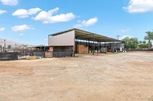 19030 Santa Rosa Mine Rd, Perris CA 92570-7769 exterior