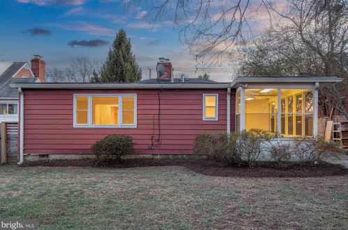 2419 Eccleston St, Silver Spring, MD 20902-4925