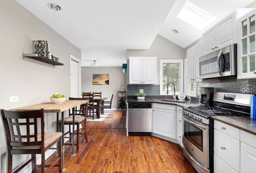 1323 Hamilton Ave, Elmhurst IL 60126-5407 exterior