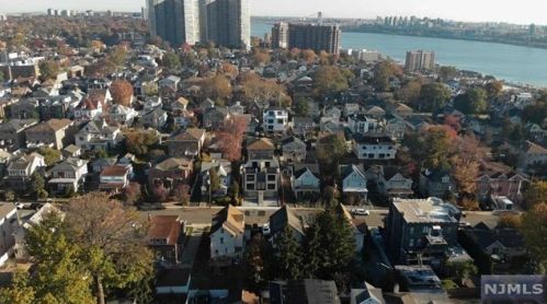 57 Lincoln Ave, Cliffside Park NJ 07010-1820 exterior