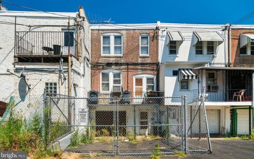 5203 Ditman St, Philadelphia PA 19135-2204 exterior