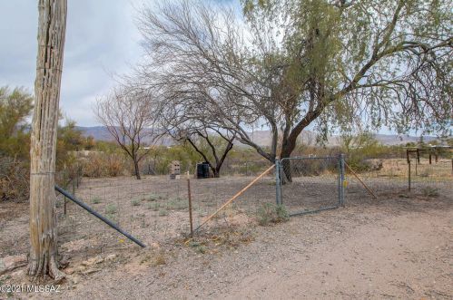 12011 8 St, Tucson AZ 85719-5411 exterior