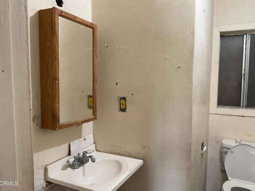 126 Garfield Ave, Oxnard CA 93030-5412 exterior