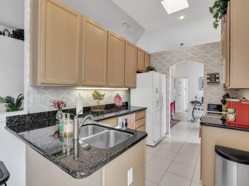 441 Fairway Lndg, Fort Pierce FL  34986-2168 exterior