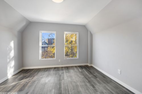 1237 Kedvale Ave, Chicago IL 60623-1223 exterior