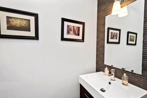 1715 Newberry Ave, Chicago IL 60608-2333 exterior